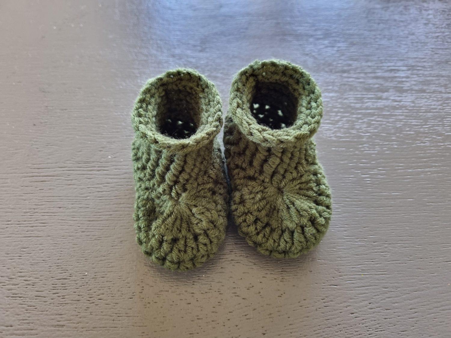 Crochet baby booties